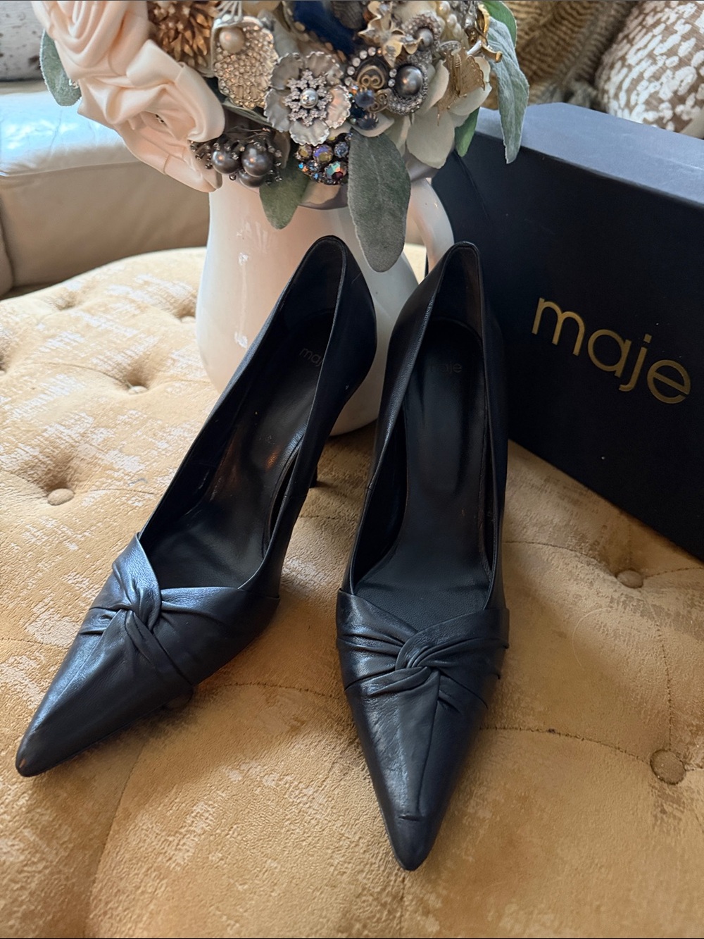 Maje Black Knotted Pointed Leather Pumps